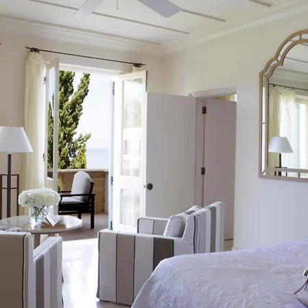 Anassa 5* Πόλη
