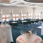 Anassa منتجع