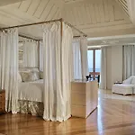 منتجع Anassa 5*