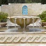 Anassa منتجع 5*
