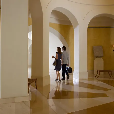 Anassa 5* Polis