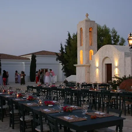 Anassa Polis