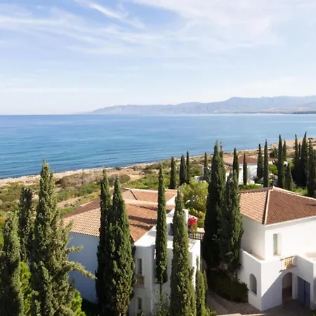 Anassa Polis