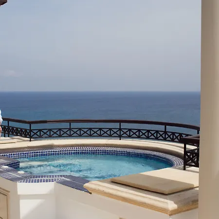 Resort Anassa 5*