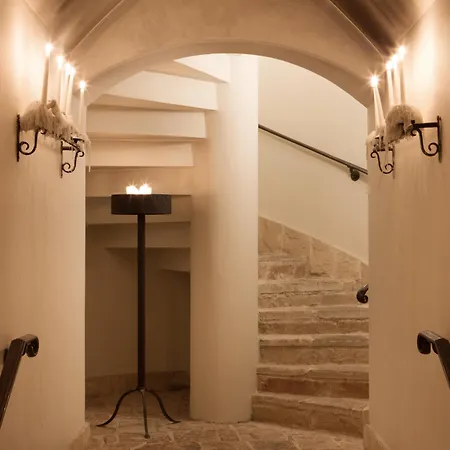 Anassa 5* Polis