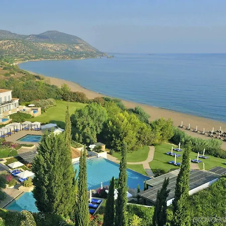 Anassa 5* Polis